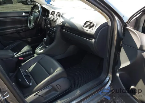 2013 Volkswagen Jetta Sportwagen 2.0L Tdi z USA, uszkodzony, nr VIN 3VWPL7AJ5DM683271